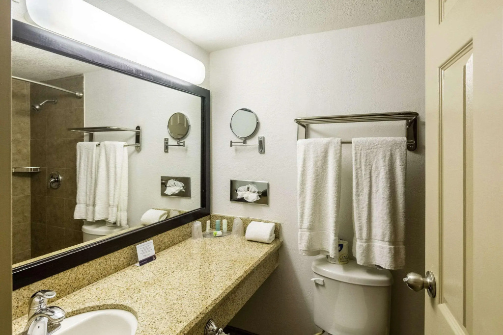 Clarion Inn near McAllen Airport