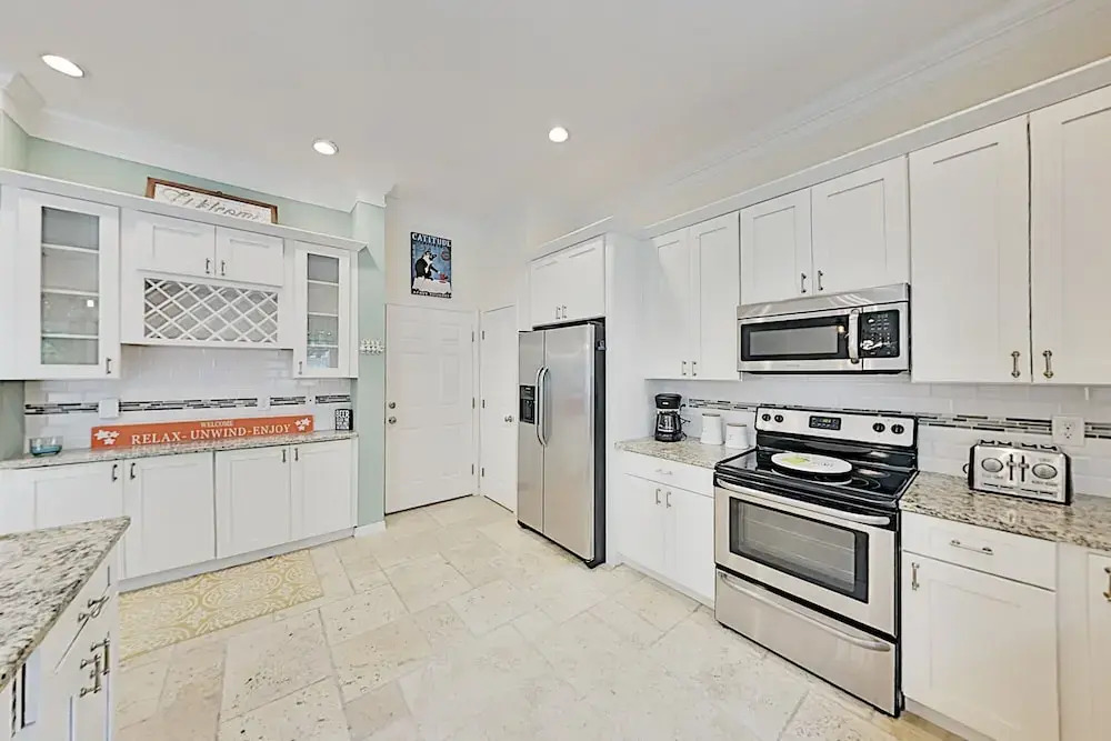 Peaceful Vilano Beach Getaway W/ Alfresco Dining 4 Bedroom Home