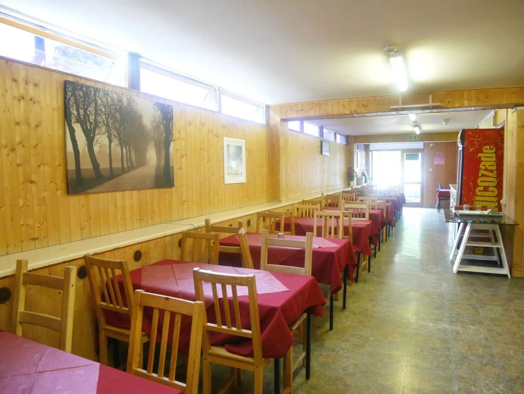 Kensal Green Backpackers 1