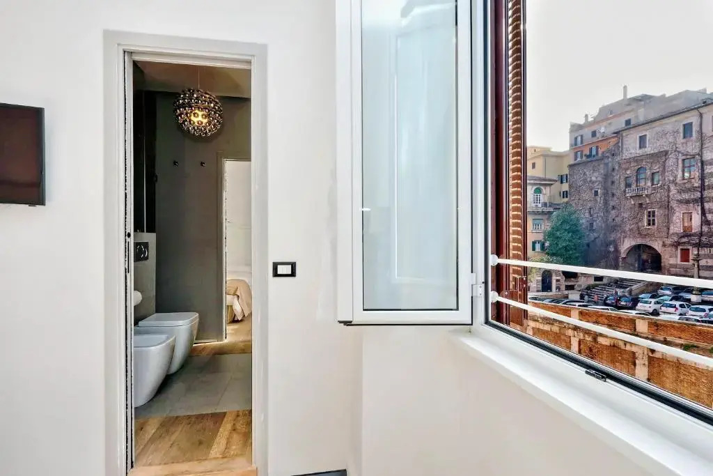 Design Apartment Paulina 300 mt from Colosseum