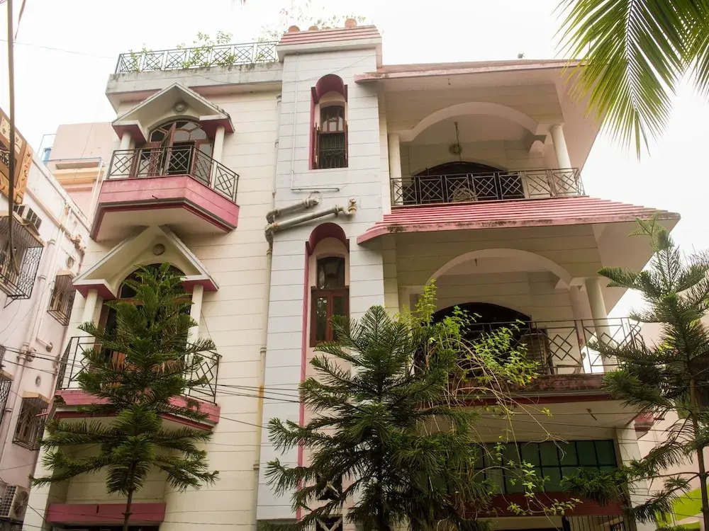 Guest Accommodation FE 173