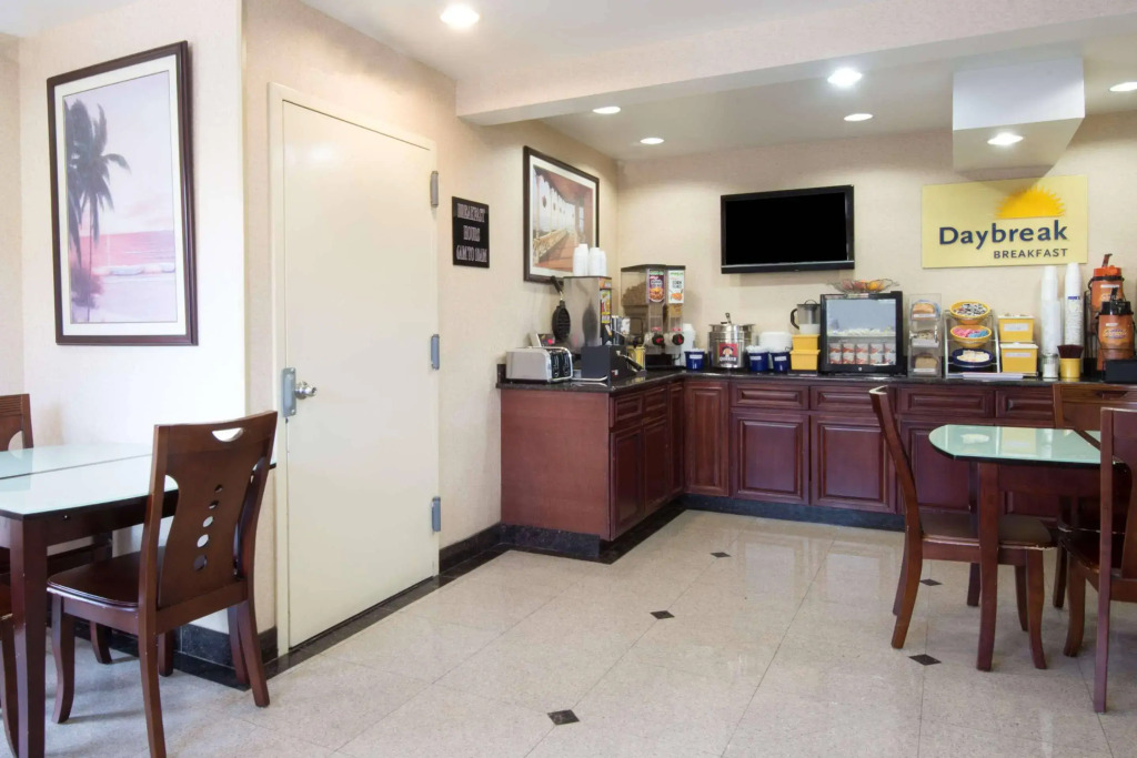 Red Roof Inn Copiague