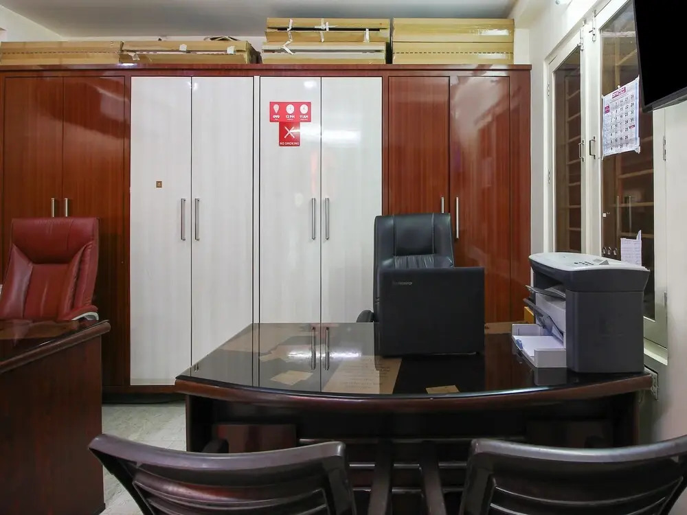 Golden Gate Service Apartments By OYO Rooms