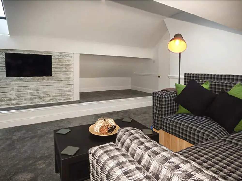 Flat 13 Sandringham Court