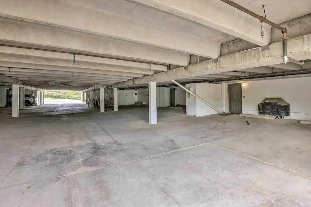 Mtn View Granby Condo w/ In-unit Hot Tub!