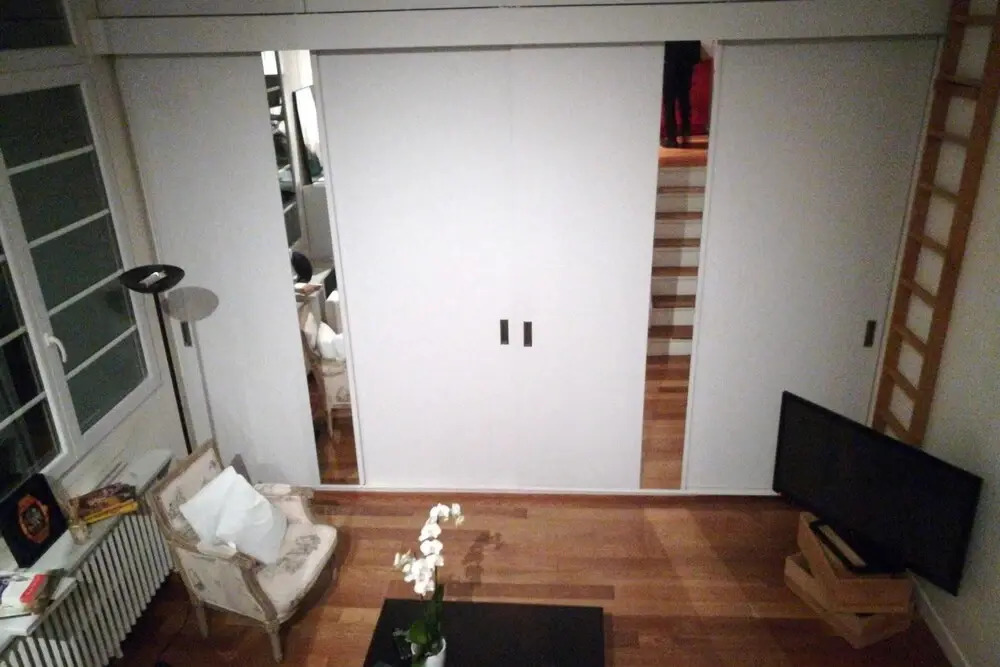 Apartment for 4 Persons View on the Eiffel Tower