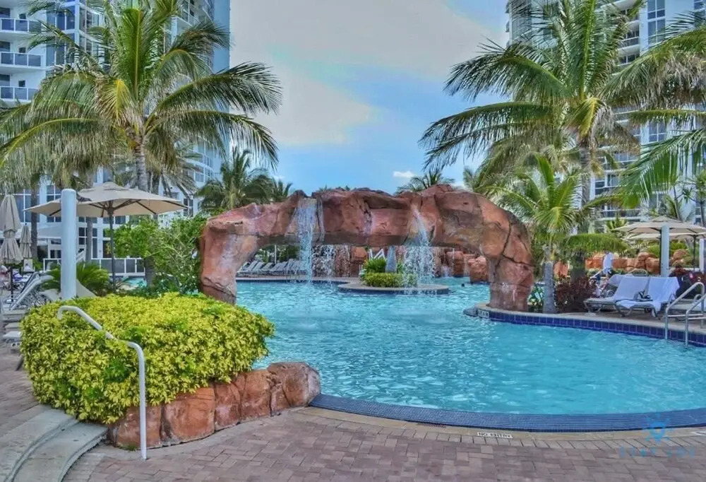 Sunny Isles Bliss Beachfront Retreat for 4, Sunny Isles Beach