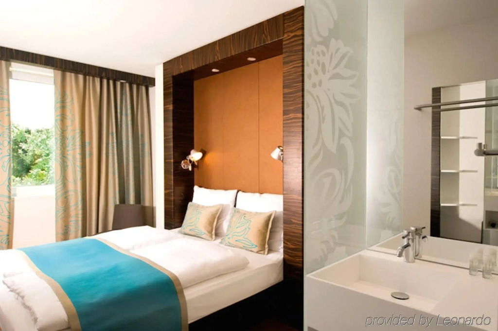 Motel One Düsseldorf-Hauptbahnhof