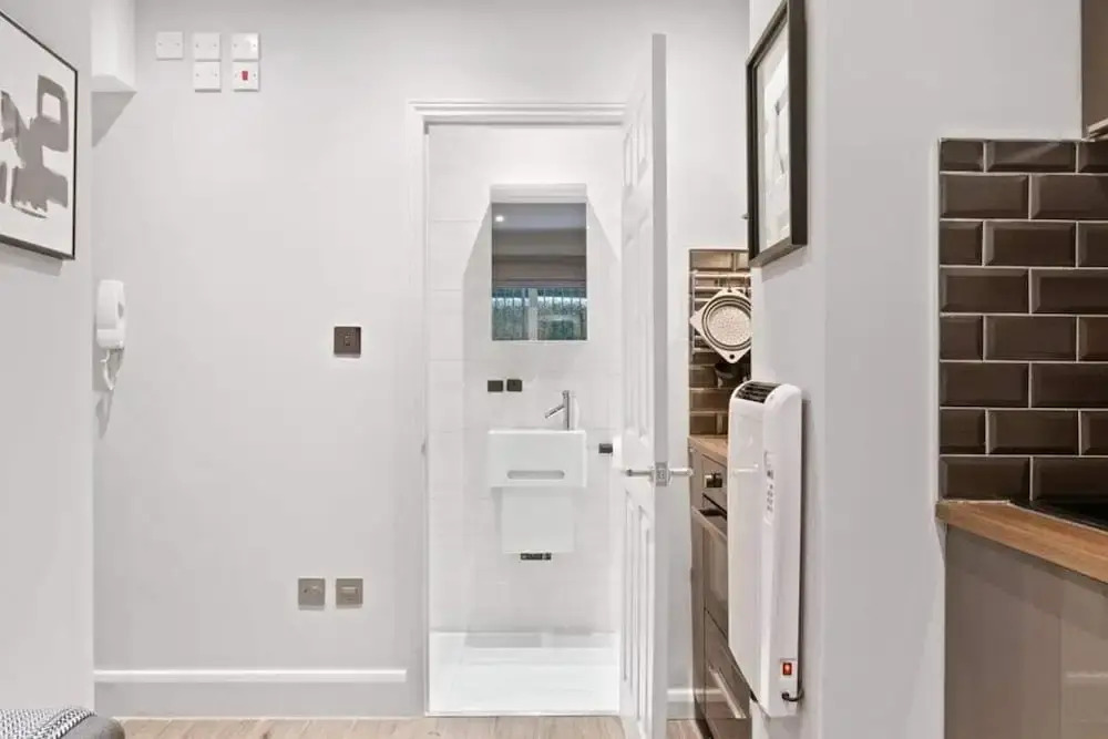 Designer 1 Bed apt W/terrace Sleeps 3 in Camden