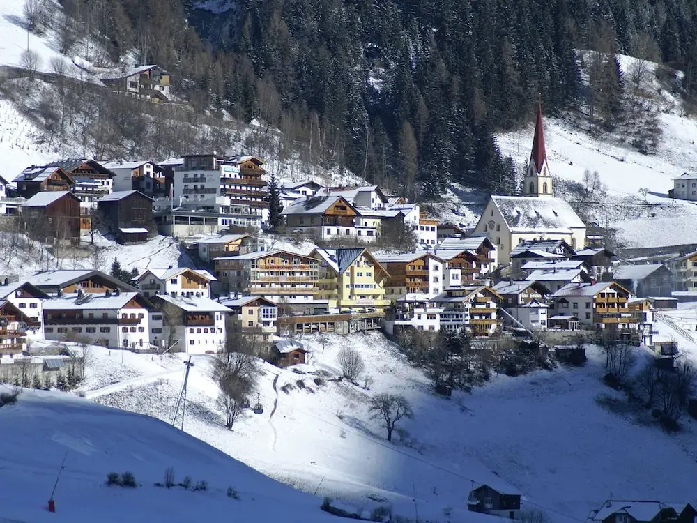 Modern Apartment in See Tyrol Near Ski Area With Parking