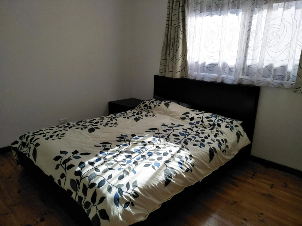 Caulfield Family Home with Large Space