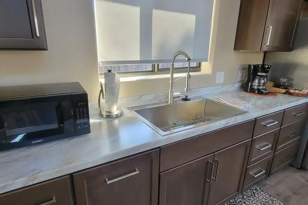 Serene New Build,1 bdrm guesthouse in Red Rock Country in W. Sedona