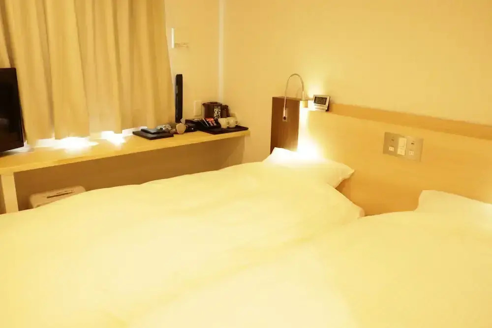Toyotomi Inn Nambakozu