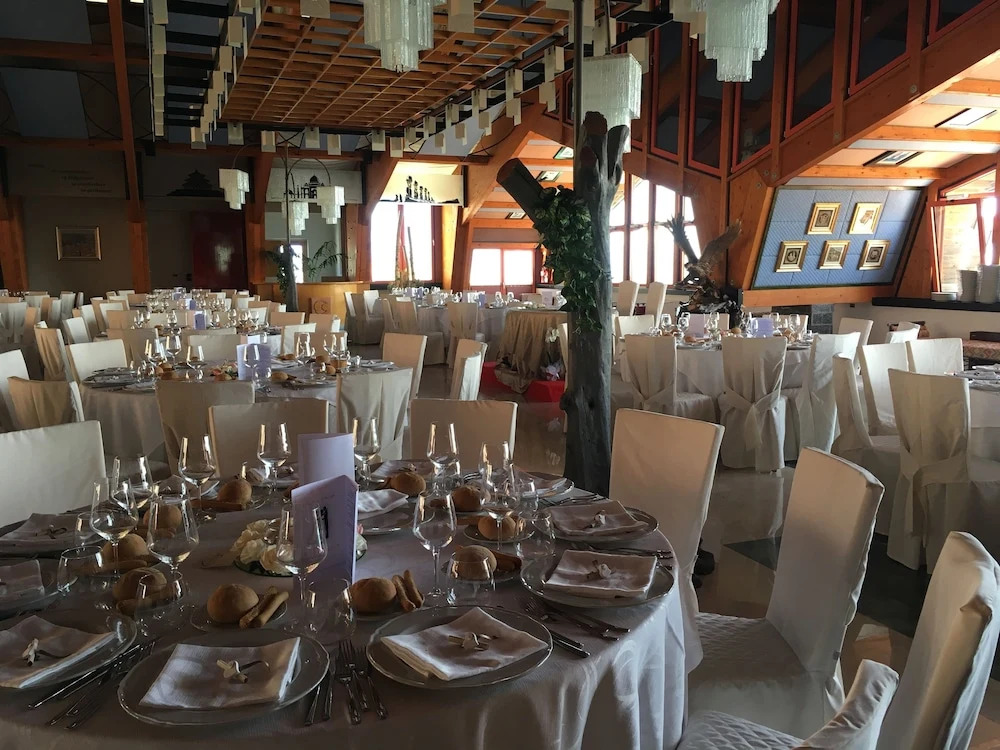 La Cittadella Dell'Oasi Hotel