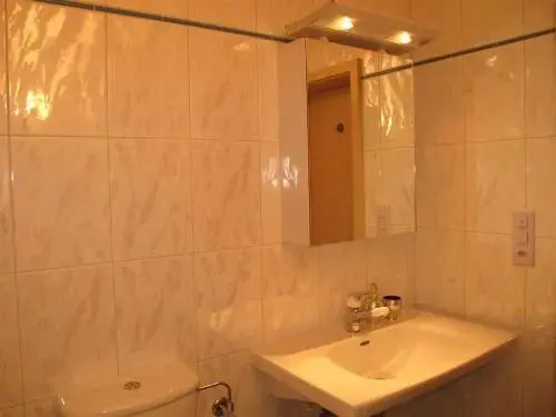 Apartment Grüenbüelti by Interhome