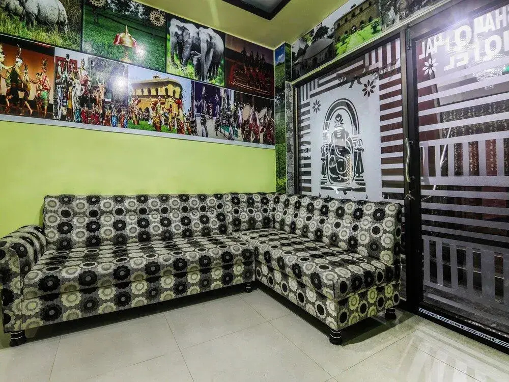 OYO 17255 Hotel Kanika Inn