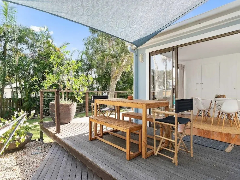 San Juan Surfers Cottage - prime Byron location