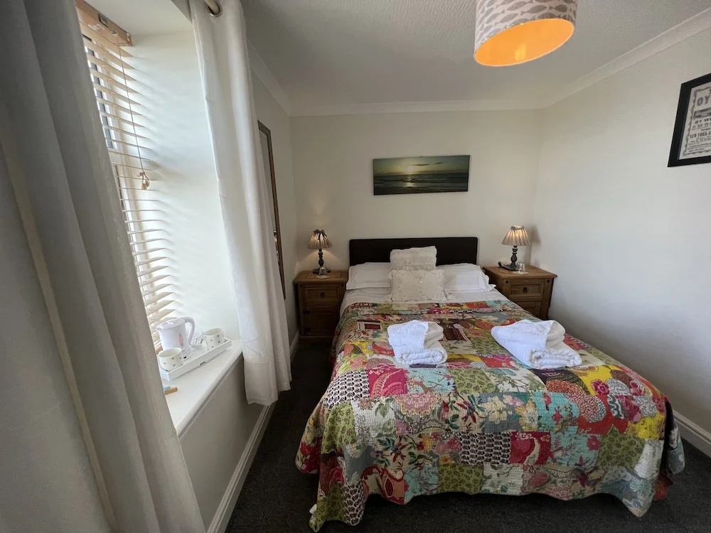 Anchor Hotel