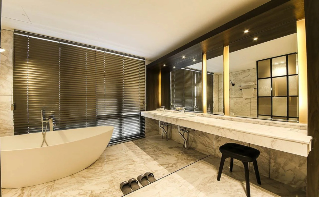 Yeoubi Hotel