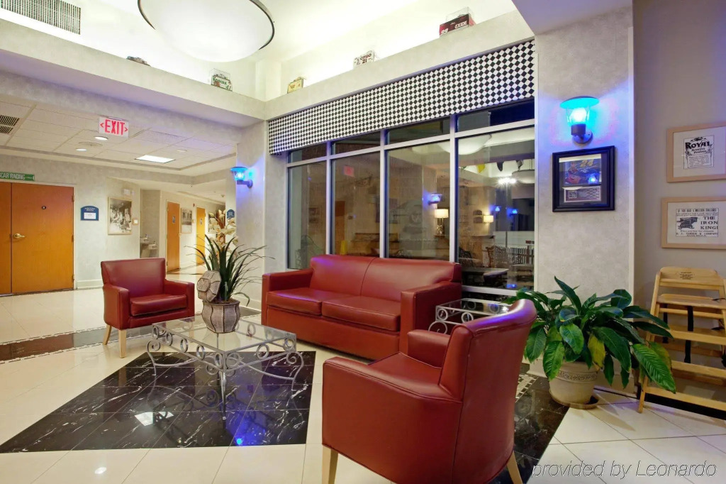 Holiday Inn Express Hotel & Suites Mooresville - Lake Norman by IHG
