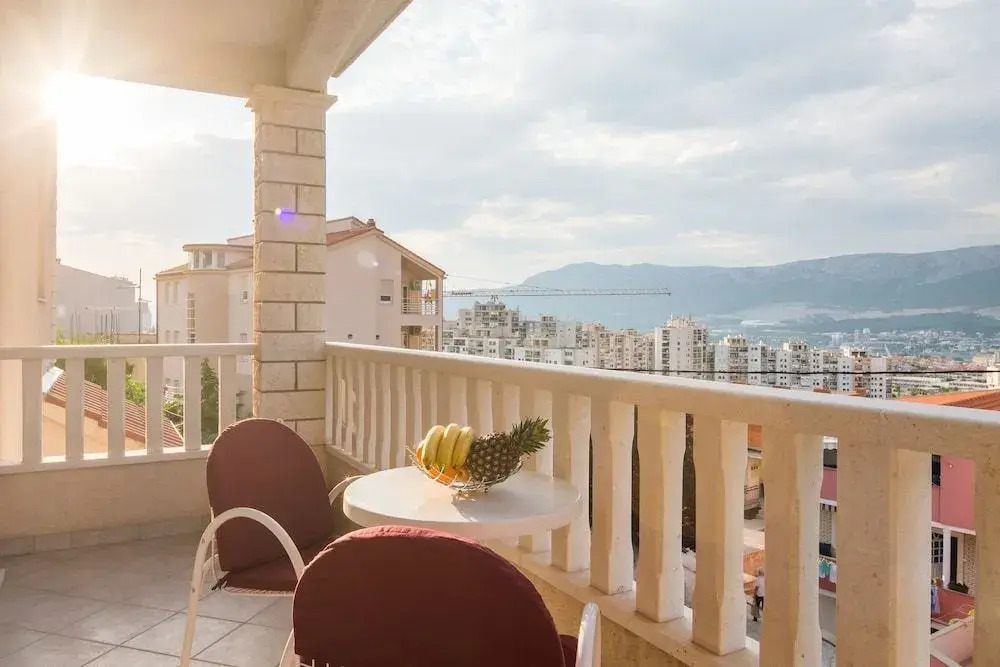 Apartments Ena