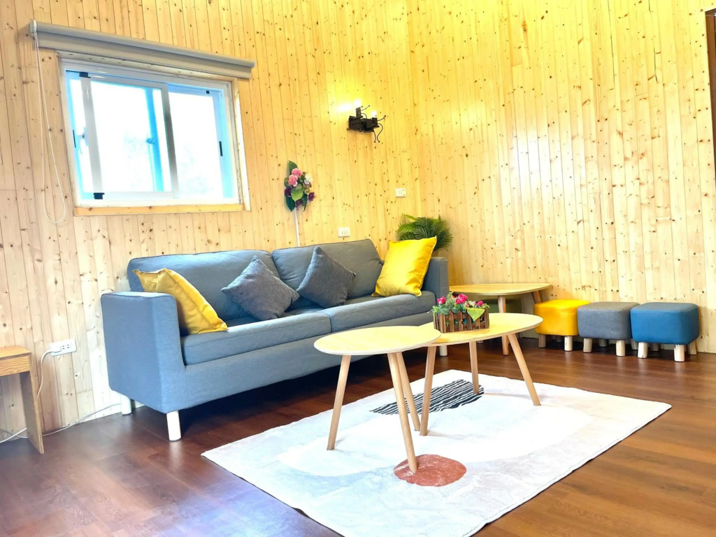 Peaceful Home Hall 2