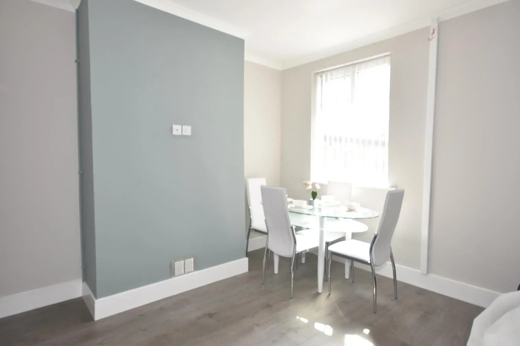 Townhouse @ 32 Penkhull New Road Stoke