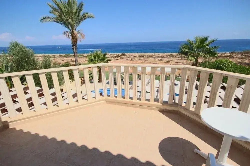 Nireas Seafront Villa