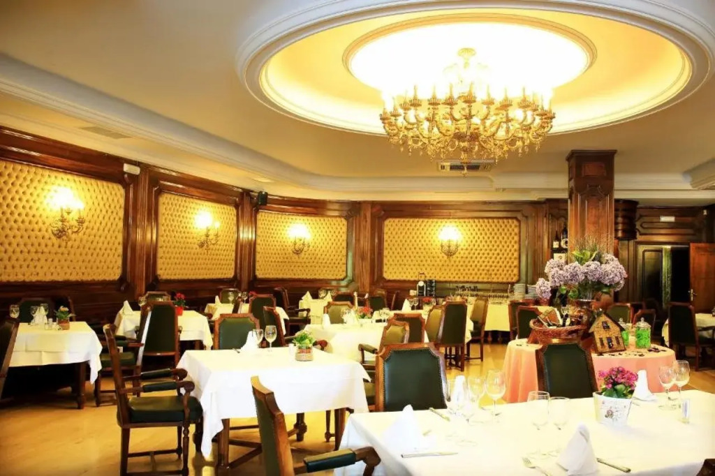 Hotel Gaudi