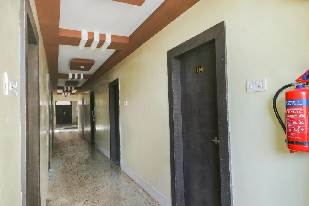 OYO Flagship 60366 Hotel Bilasini