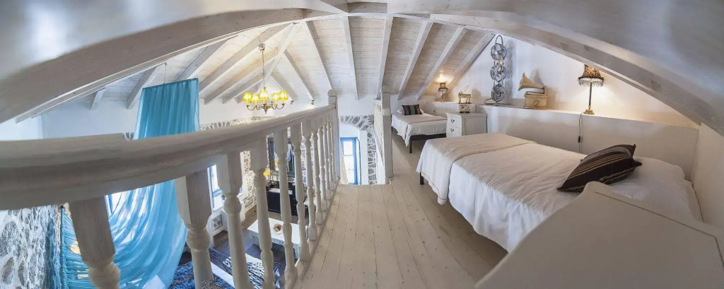 PortaDelMare deluxe suites