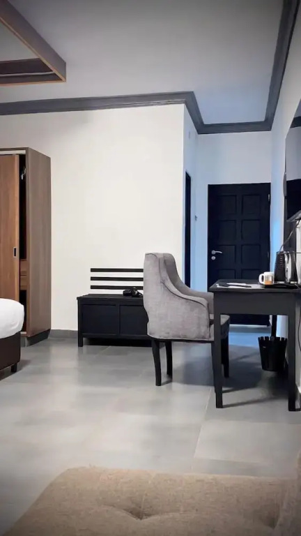 Armaan Suites and Restaurant