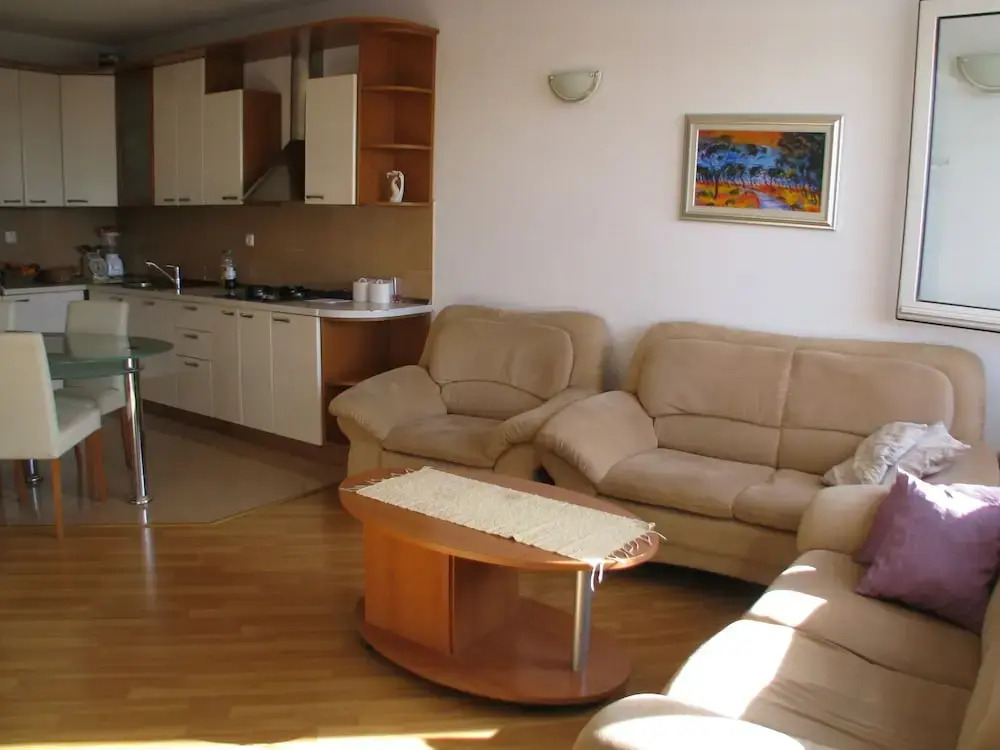 Apartment Lucija