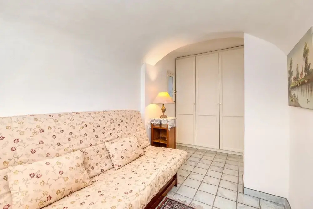 White Arches Home