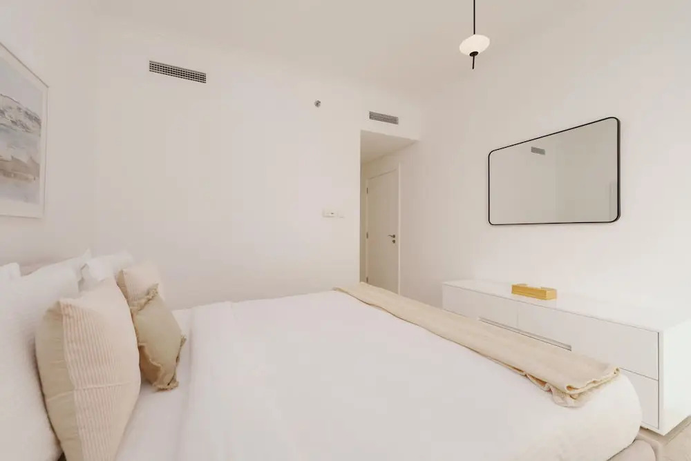 Chic 2BR Downtown Haven w Balcony City Views