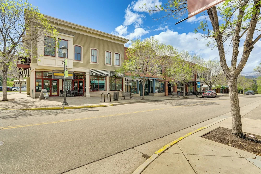 Near Trail: Dtwn Eagle Ranch Condo w/ Balcony