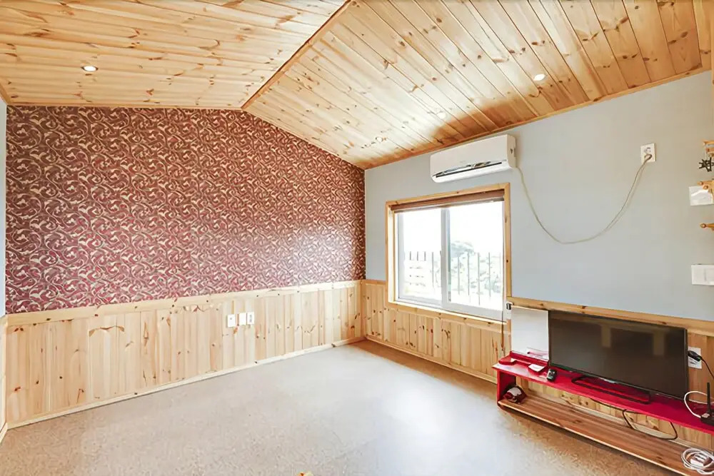 Seogwipo Red Piano Pension