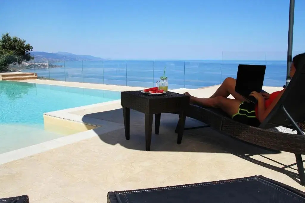 Villa DAMMUSO by Local House - private villa infinity pool & seaview