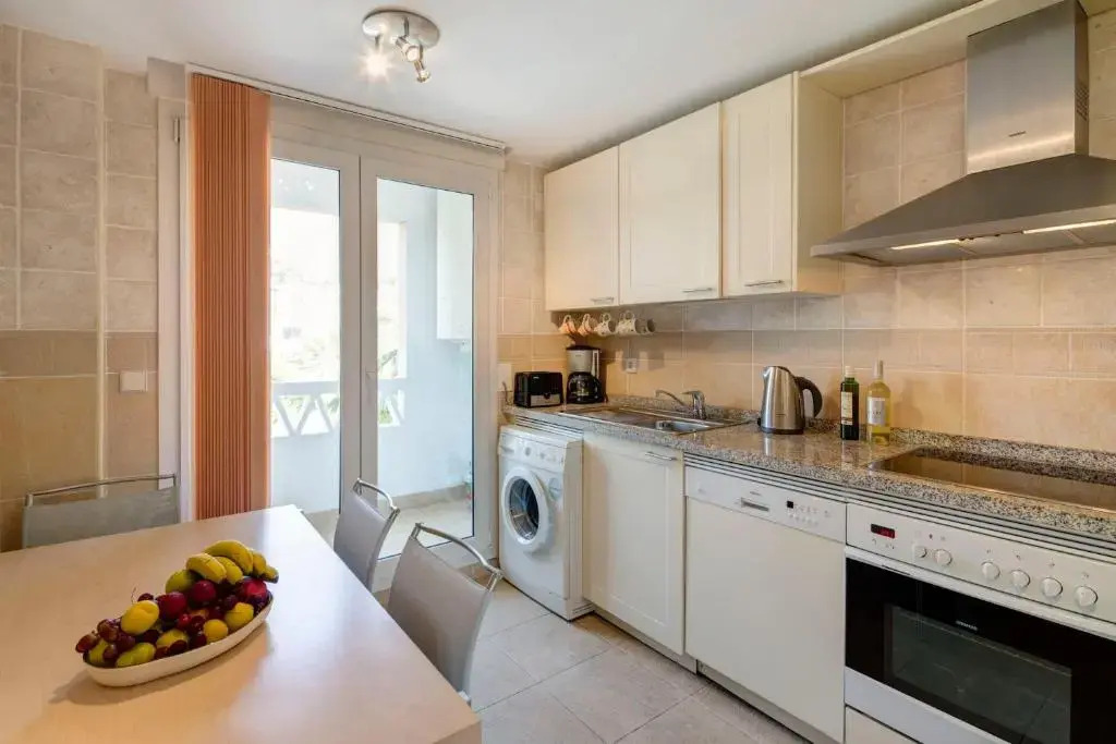 3016 Las Canas beach, first line beach Marbella golden mile