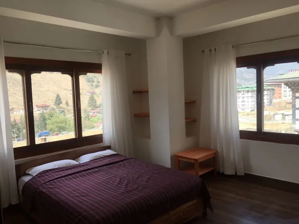 Choni Apartment