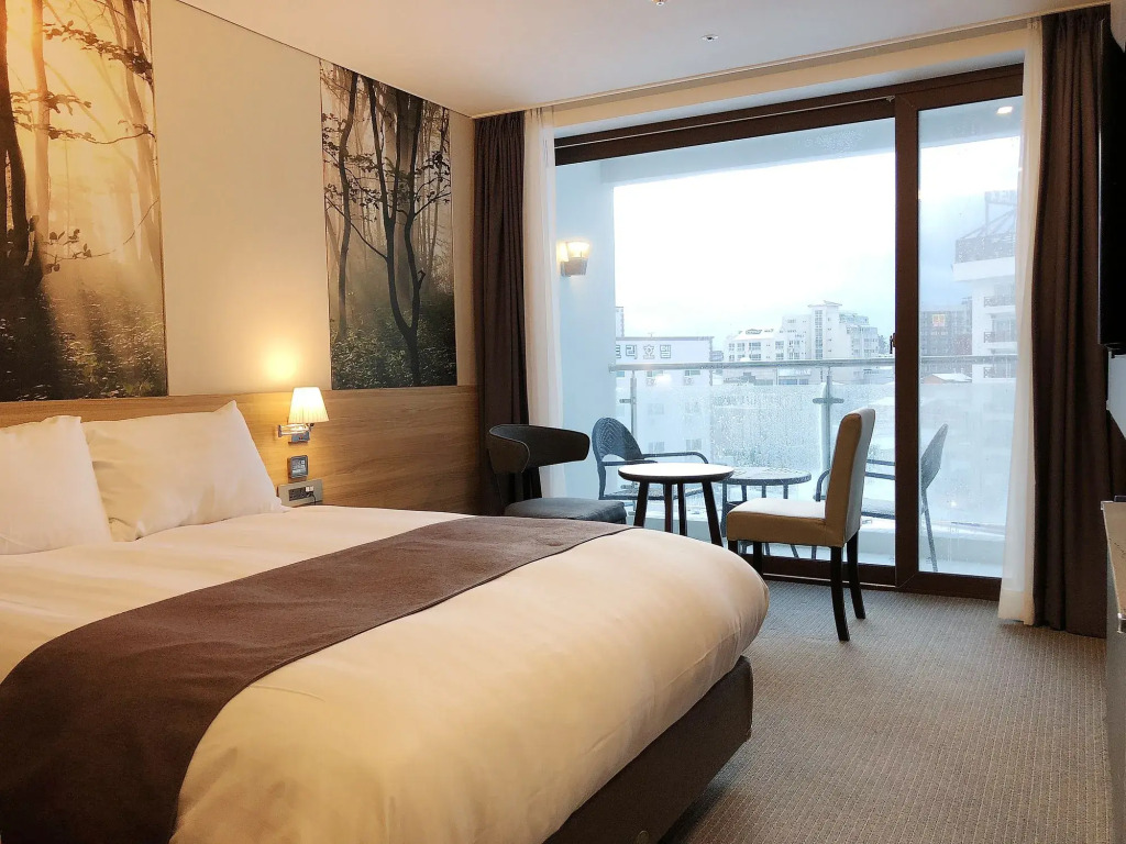 Gloucester Hotel Hamdeok