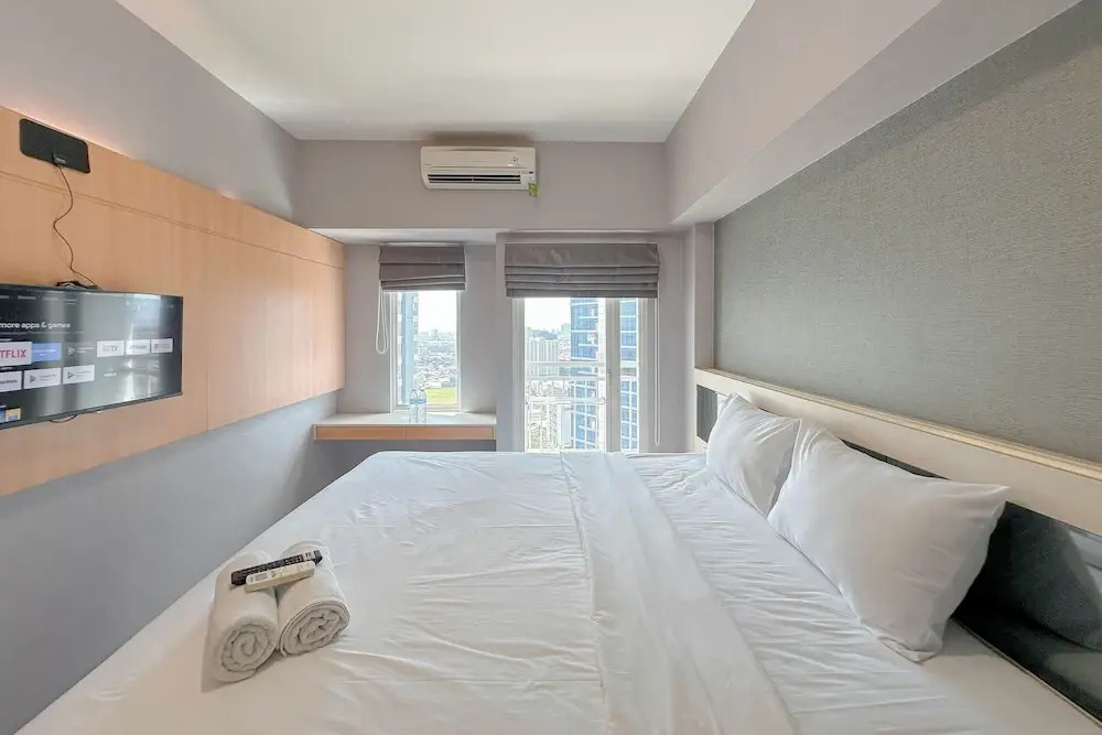 Pleasant and Restful Studio at Orchard Supermall Mansion Apartment