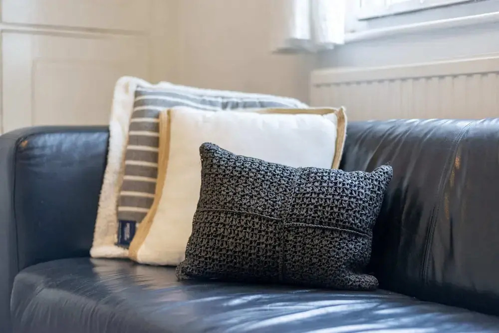 Fantastic 1BR Flat in East London for 2 Guests!