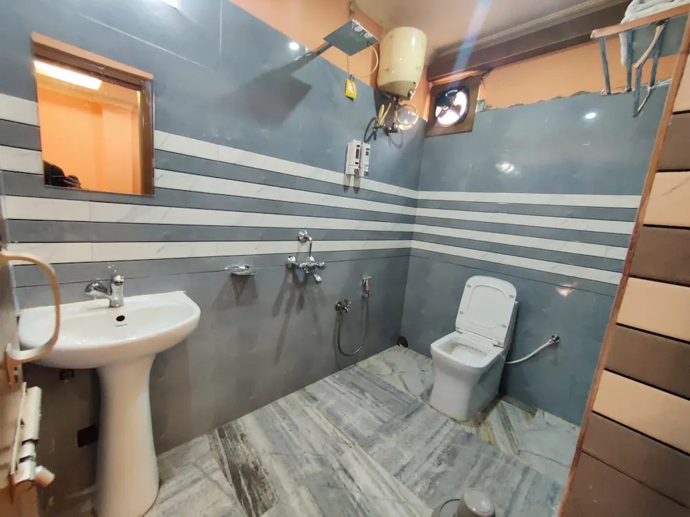 LISA GUEST HOUSE