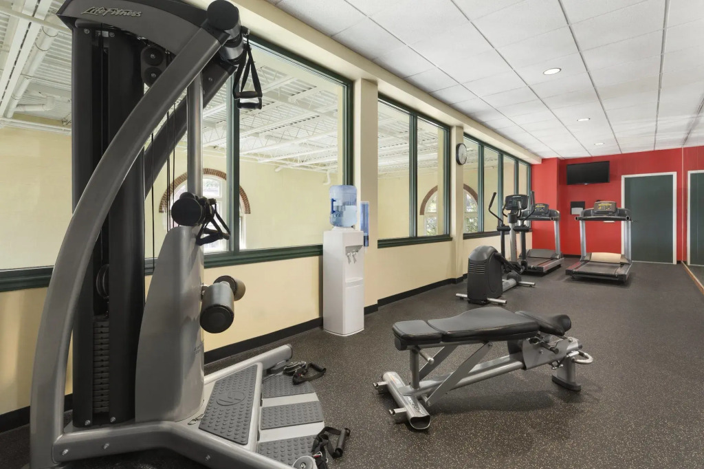 Country Inn & Suites by Radisson, St Charles Historic District