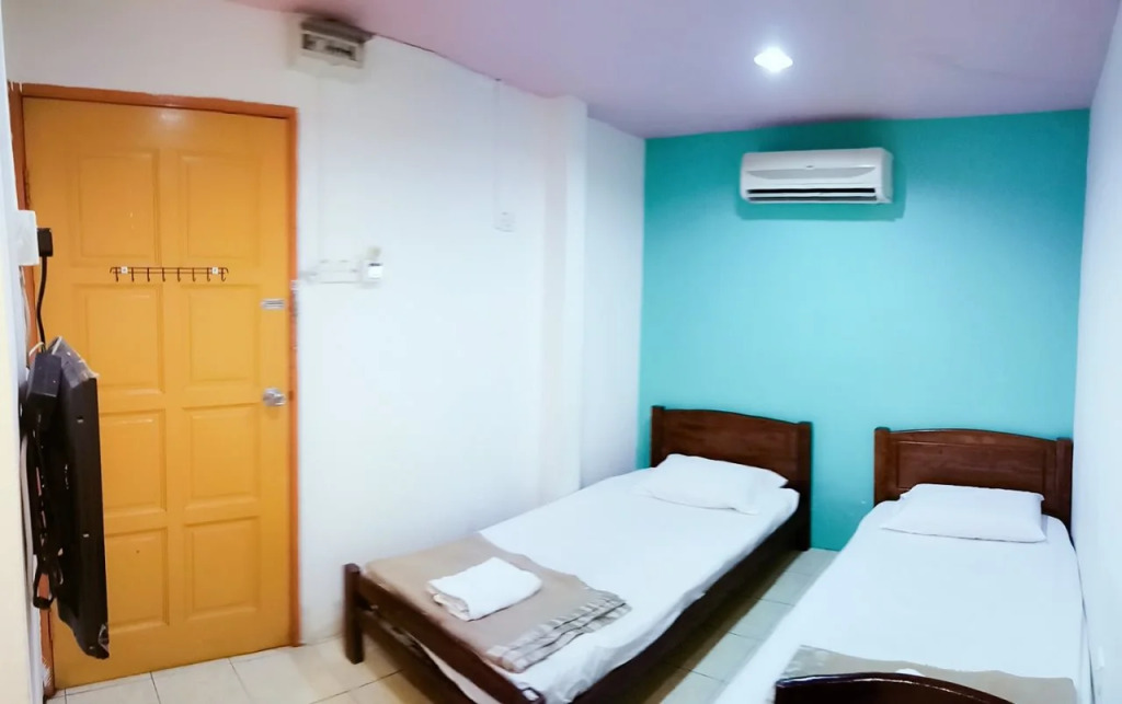 Twin Star Hotel