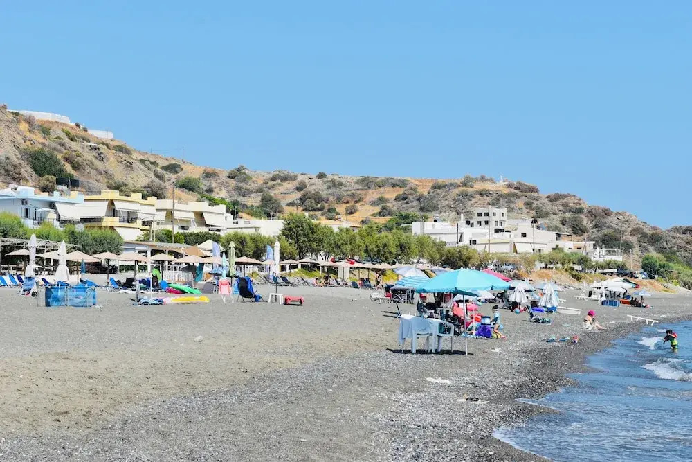 Armonia Beachfront Suites