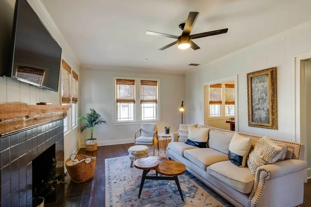 Walk to Dtwn: 'tyler Tudor' w/ Backyard