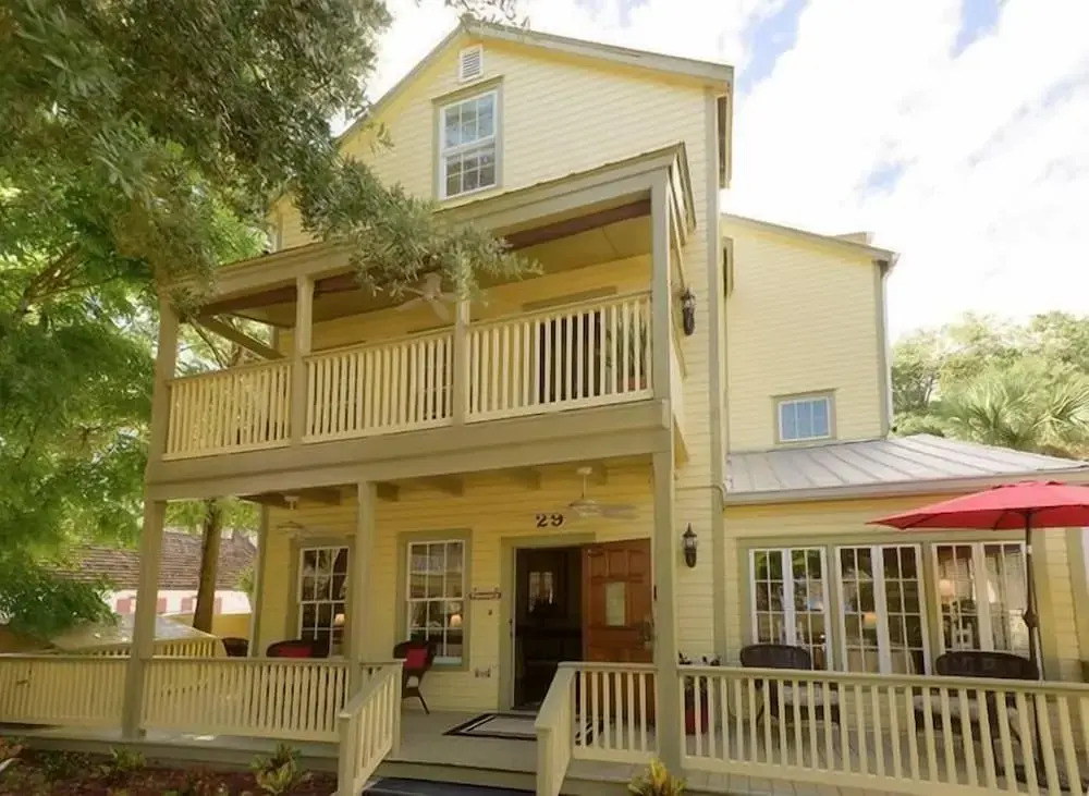 Agustin Inn