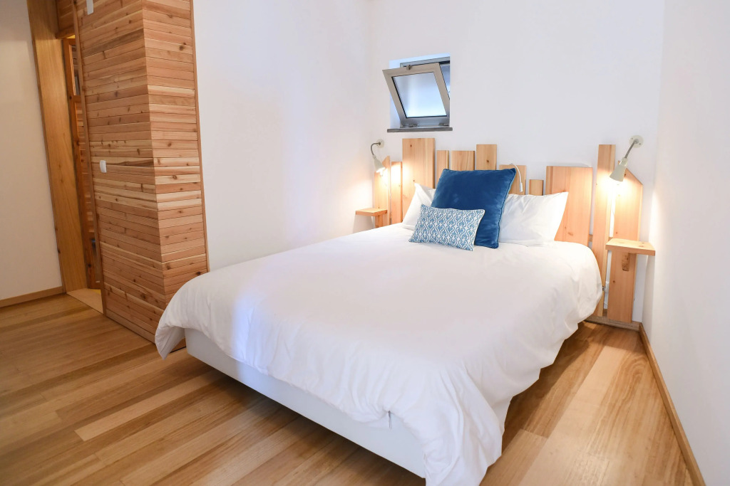 Porto Pim Bay